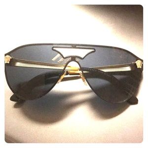 I’m going through my things before moving :)